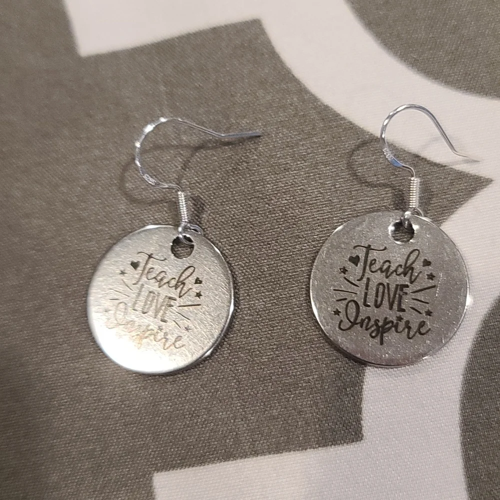 ❤️10/$20 New teacher earrings